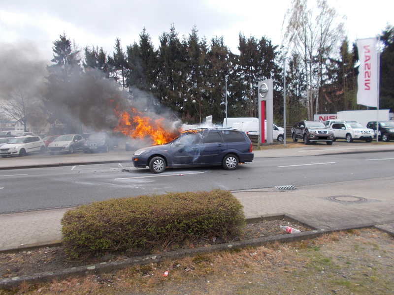 verpuffung_pkw_brand_schwerverletzer_cel