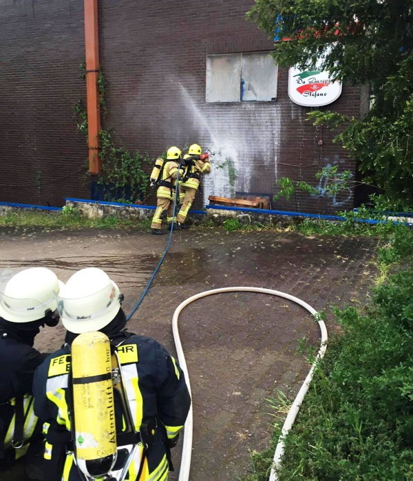 brand_tennishalle_erkrath_einsatz_von_co