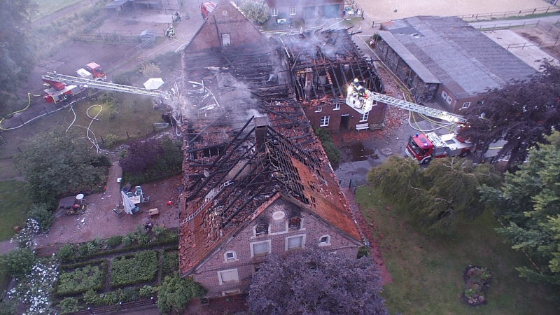 duelmen_pferdehof_in_vollbrand.jpg