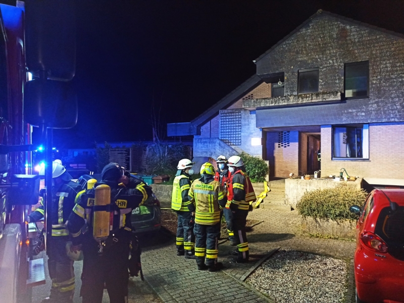 FIRST ALERT Rettungsleiter EL53 W-3 Brandschutz 7,3 Meter Feuerwehr 