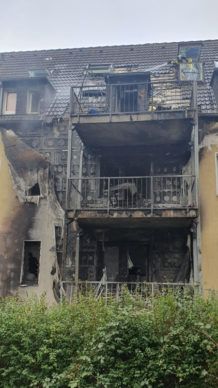 essen_mehrfamilienhaus_nach_brand_teilwe