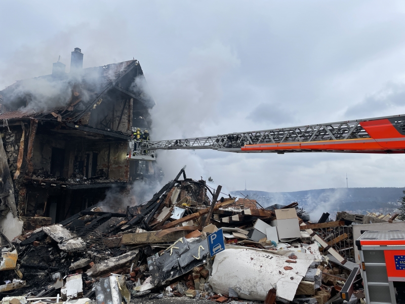 stuttgart_grossbrand_nach_explosion_-_ei