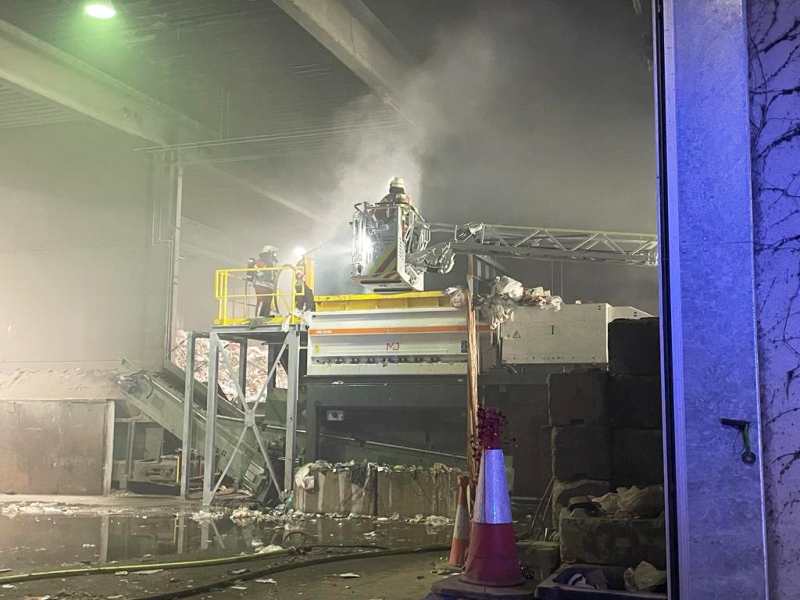 Brand in Müllzerkleinerer einer Recyclingfirma [ Einsatzbericht / Bruchsal ]