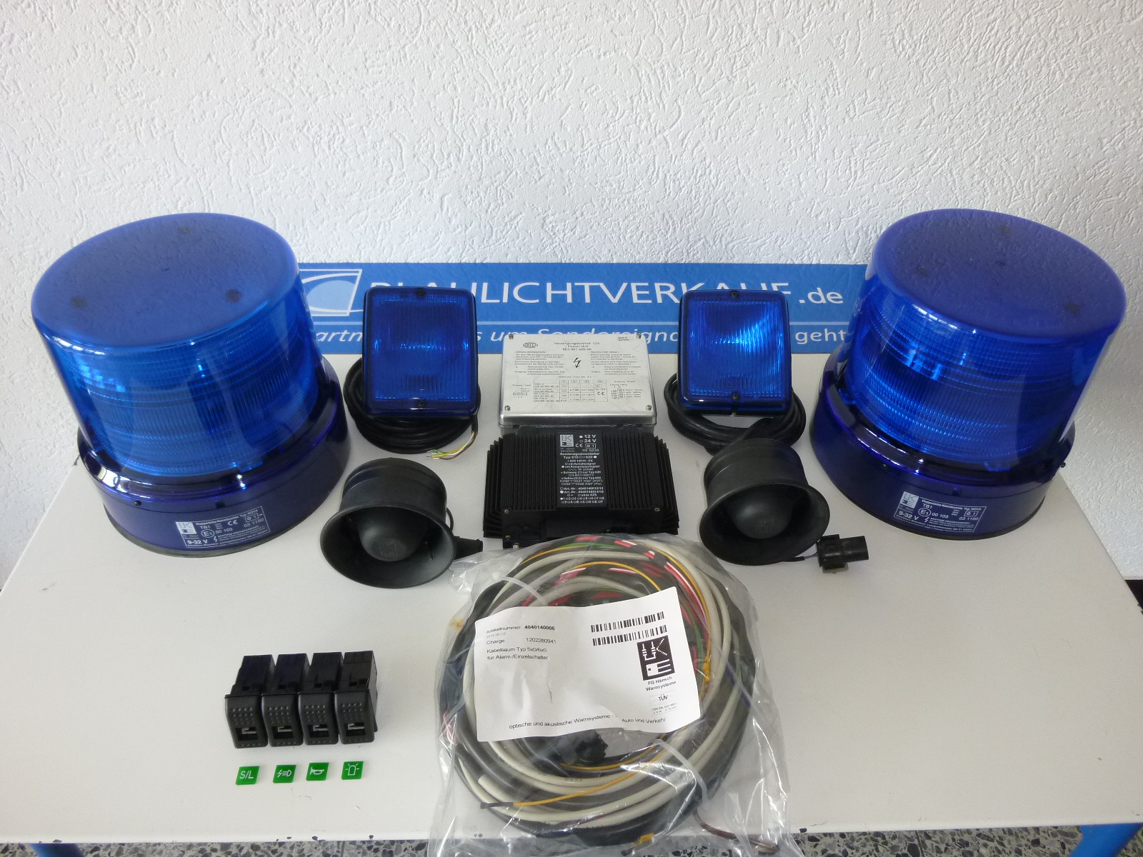 BLAULICHTVERKAUF.de Ihr Partner wenn´s um Sondersignalanlagen geht!