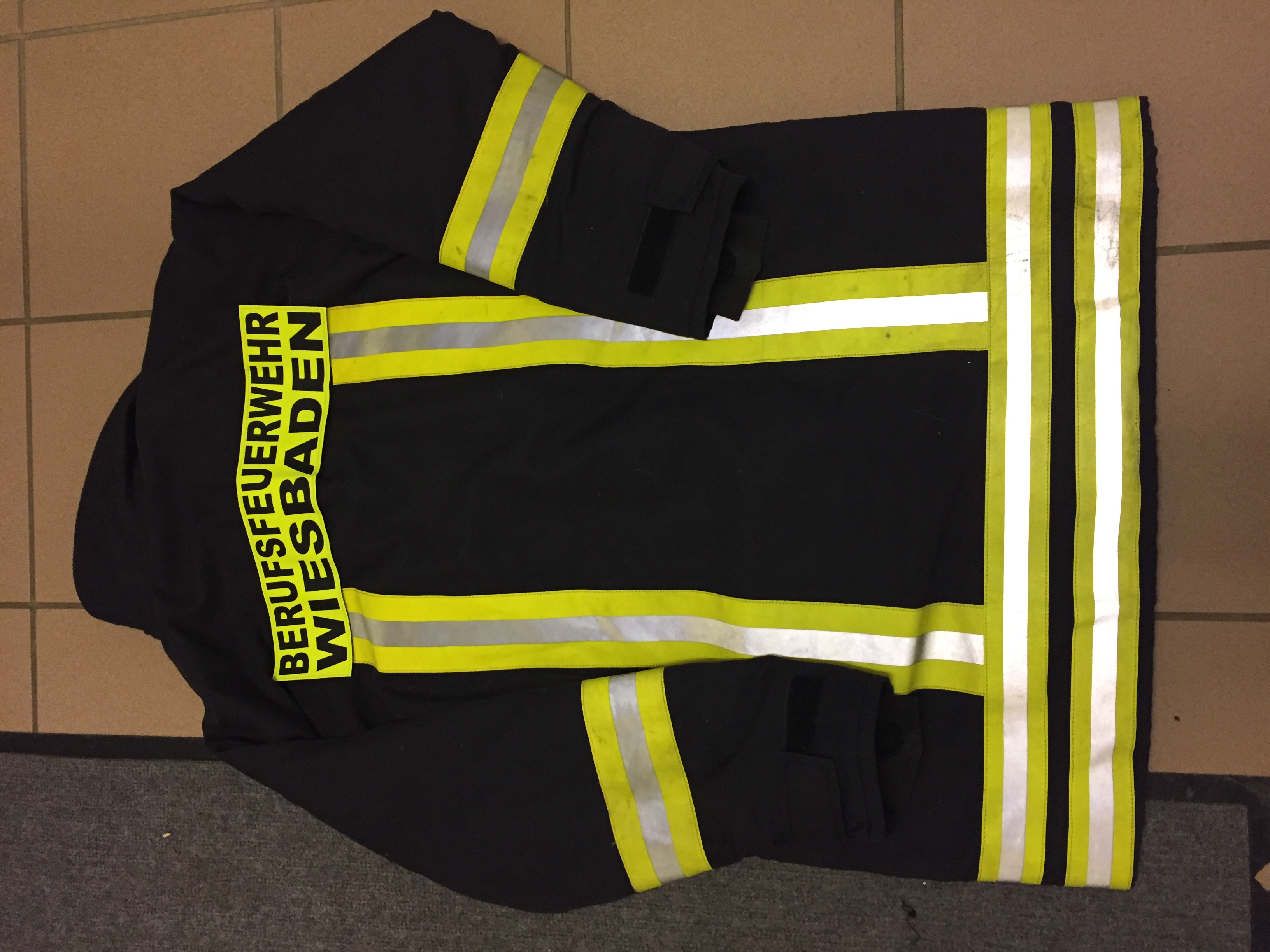 Original Feuerwehr Einsatzjacke U00dcberjacke HuPF Teil BW-, 49,99