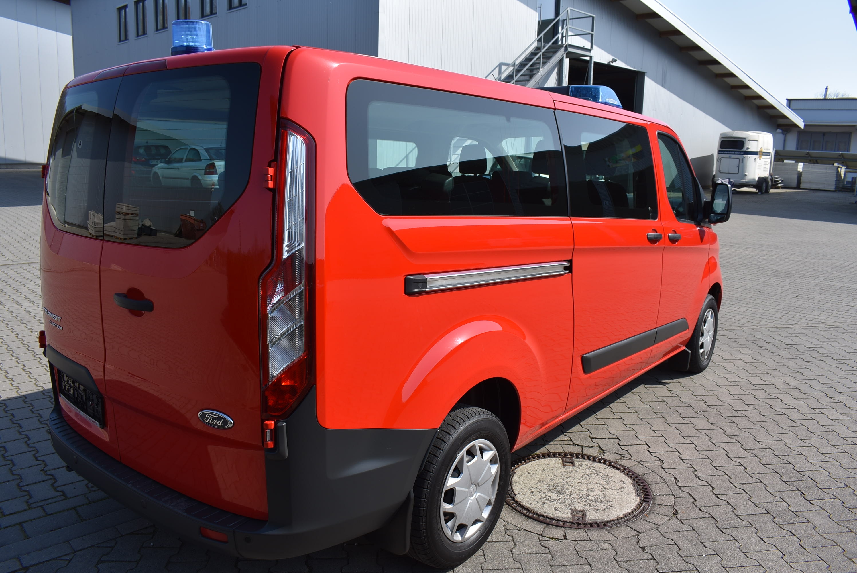 ford transit gebraucht 9 sitzer