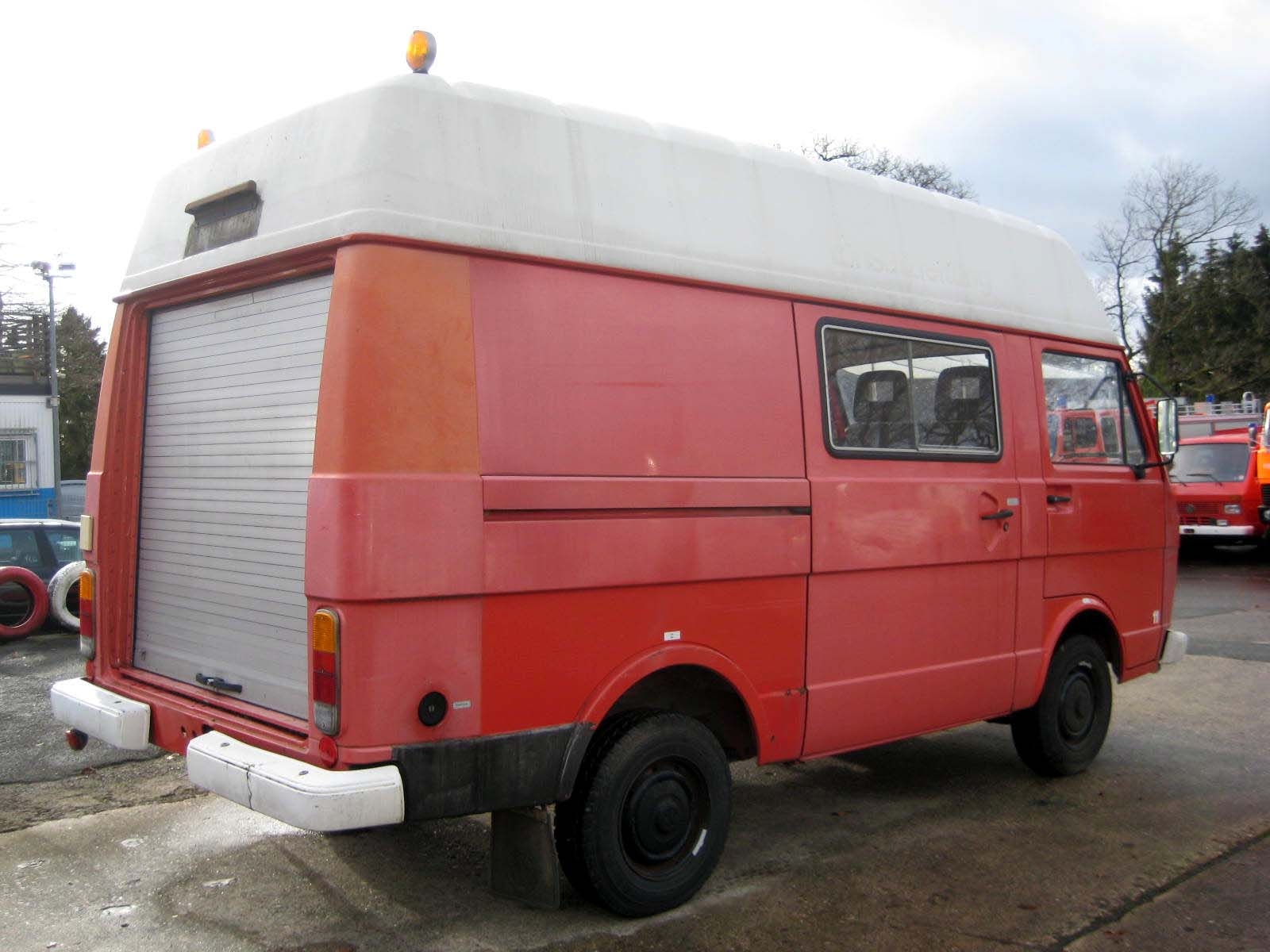 VW LT 28 Diesel kurz mit Hochdach (7Sitzer) Oldtimer ELW