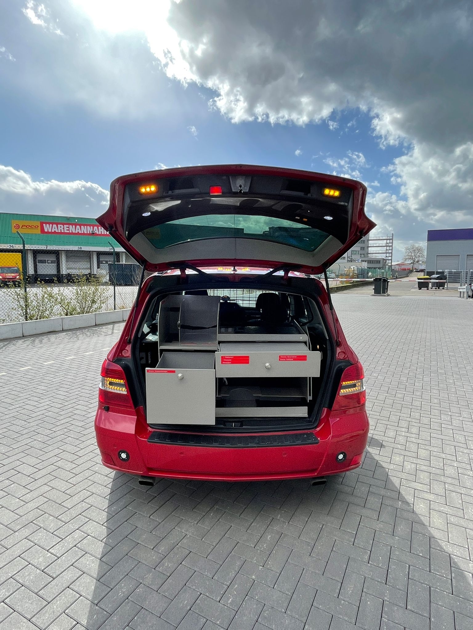 MERCEDES BENZ GLK 350 ELW KDO NEF
