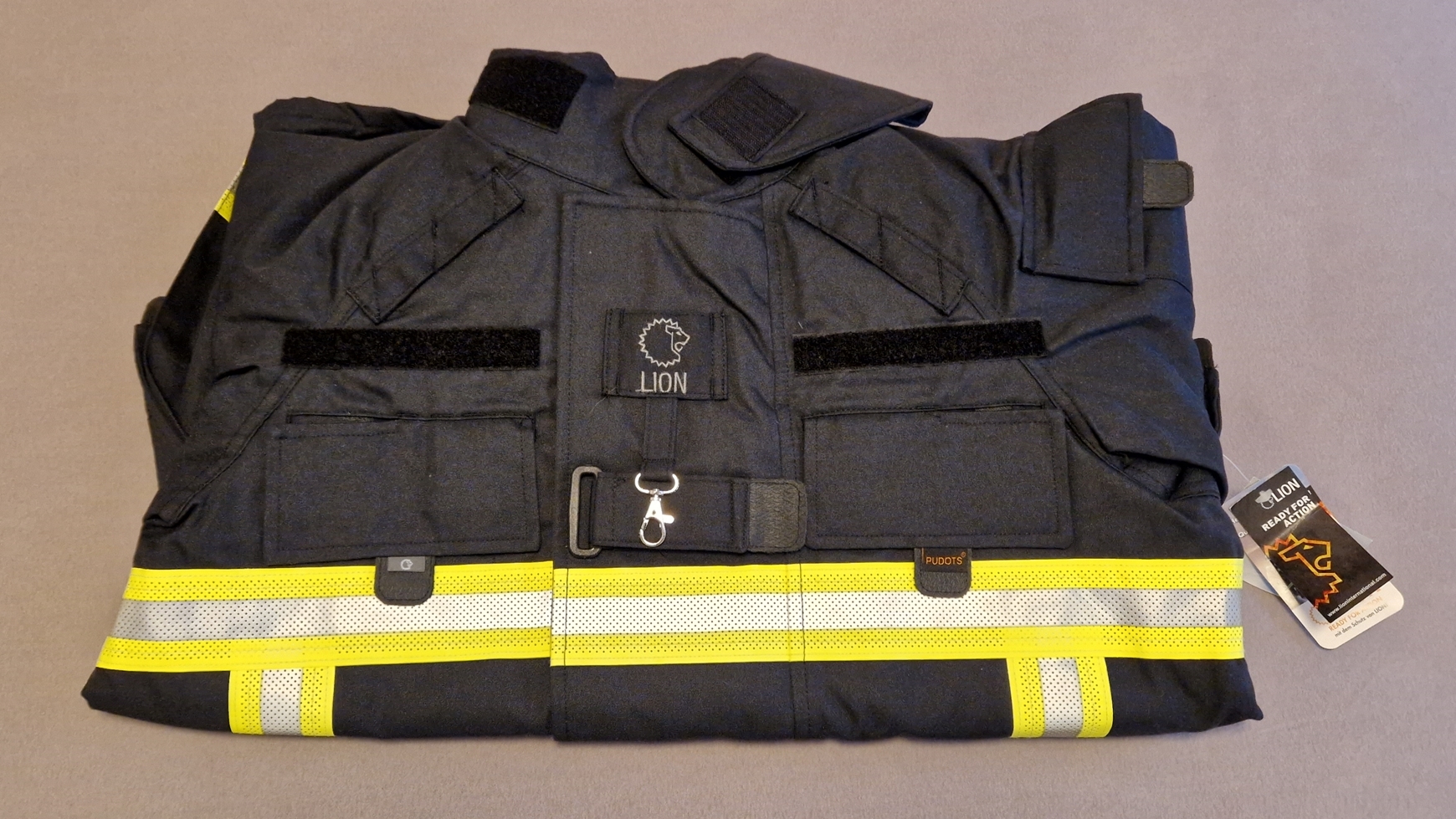 Lion Apparel VForce Feuerwehreinsatzjacke 46/48 NEU