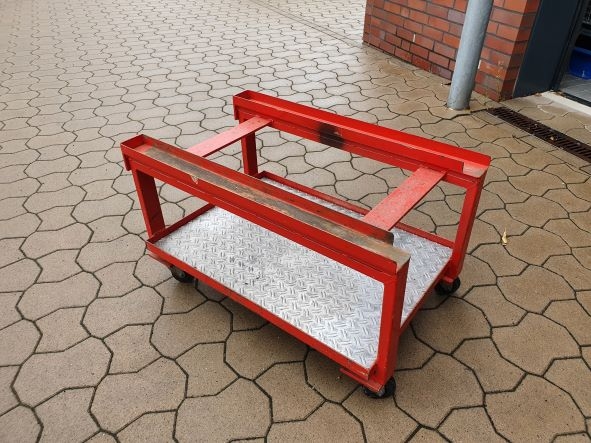 E.S.B. Kunststoff-Rollplatte Aus HDPE Enzianblau – 724x815 Mm, 500 Kg Traglast, Mit 4 Rollen (2 Lenk-, 2 Bockrollen)