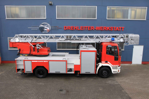 12 x Feuerwehr Fahrzeuge  Bausteine  Sonderposten 
