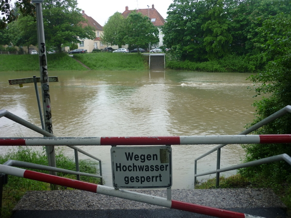 Unwetter Feuer Hochwasser