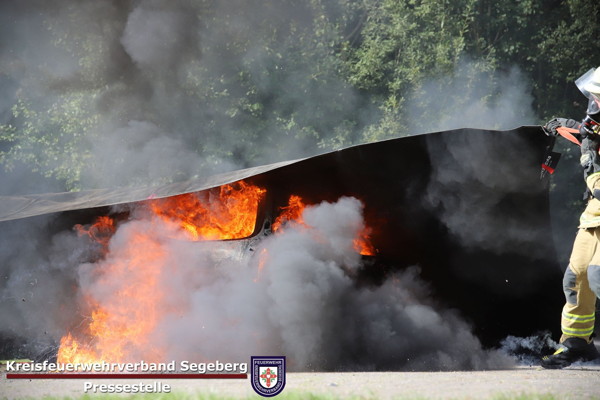 loeschdenken_feuerwehr_segeberg_2.jpg